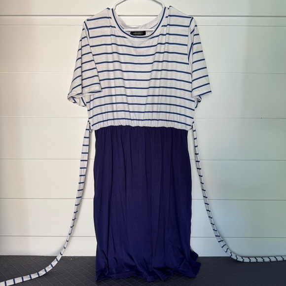 Merokeety Dresses & Skirts - Merokeety Striped Navy and White Dress w/ Pockets, Women’s XL